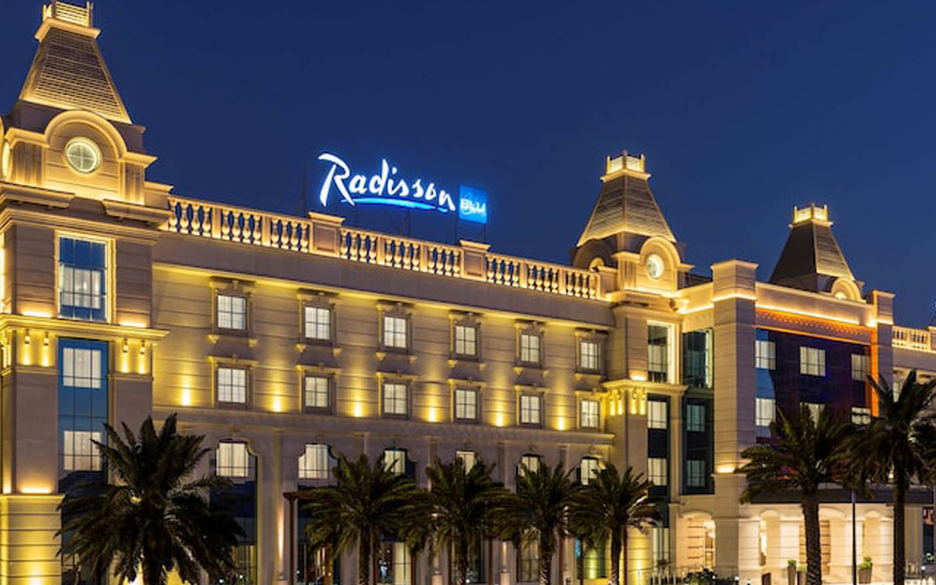 Radisson Blu” Hotel”