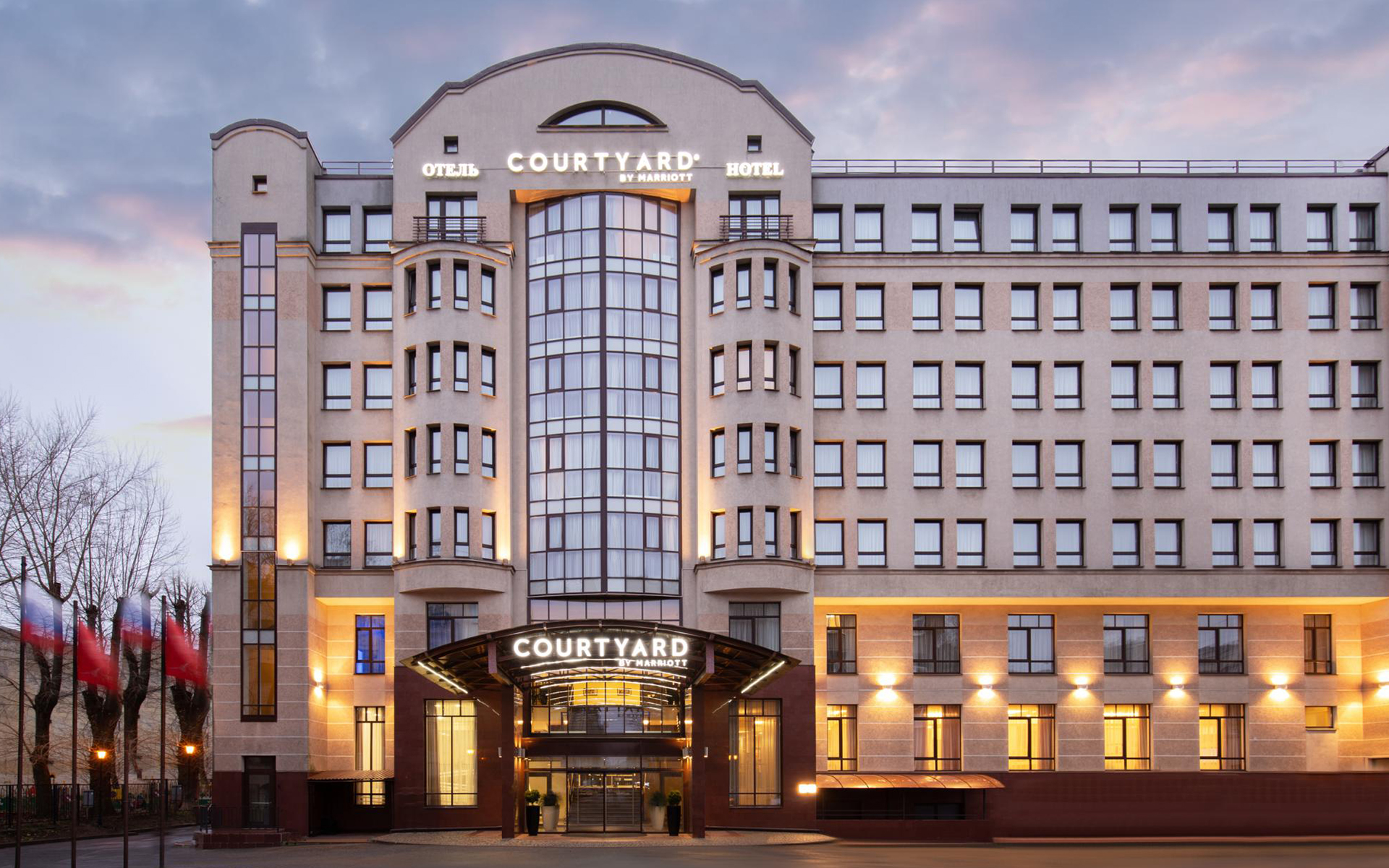 “COURTYARD” Hotel