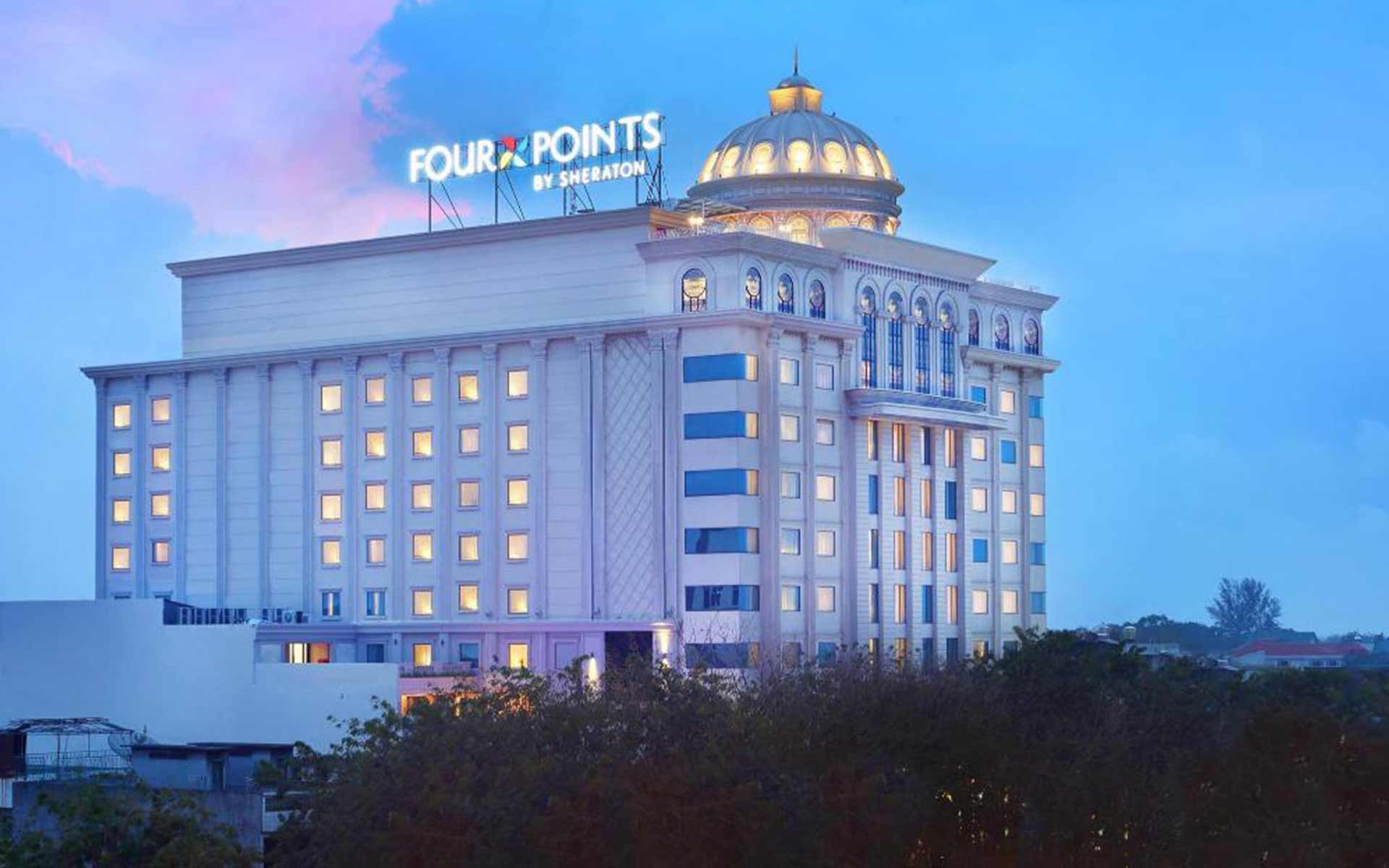 فندق”FOURPOINTS”