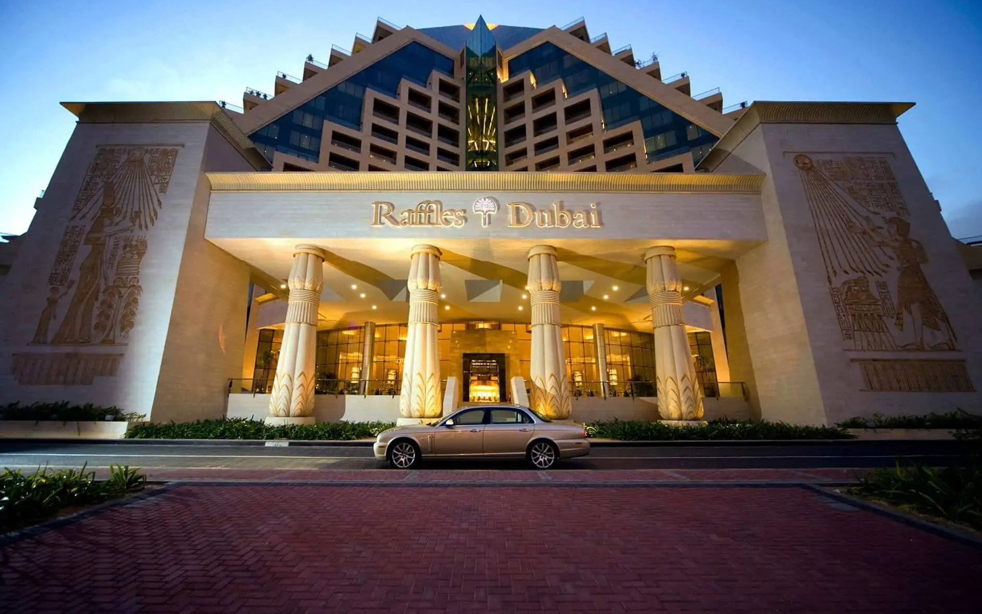 RAFFLES Hotel