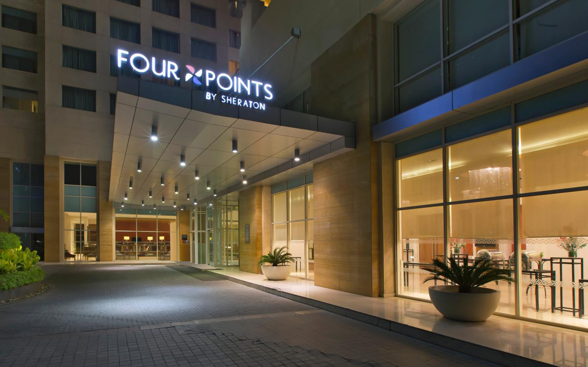 فندق”FOURPOINTS”