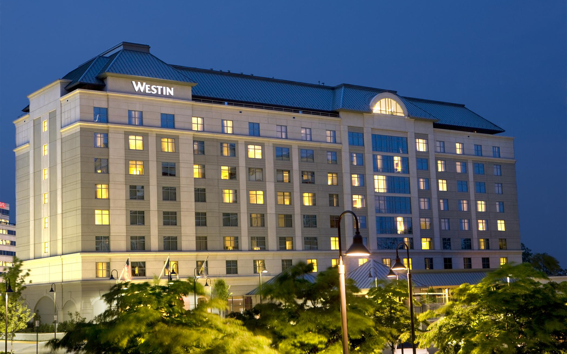 فندق “WESTIN”