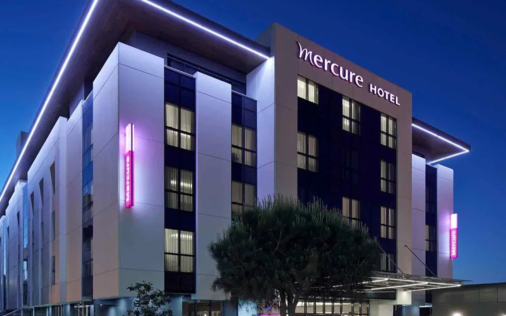 MERCURE Hotel: